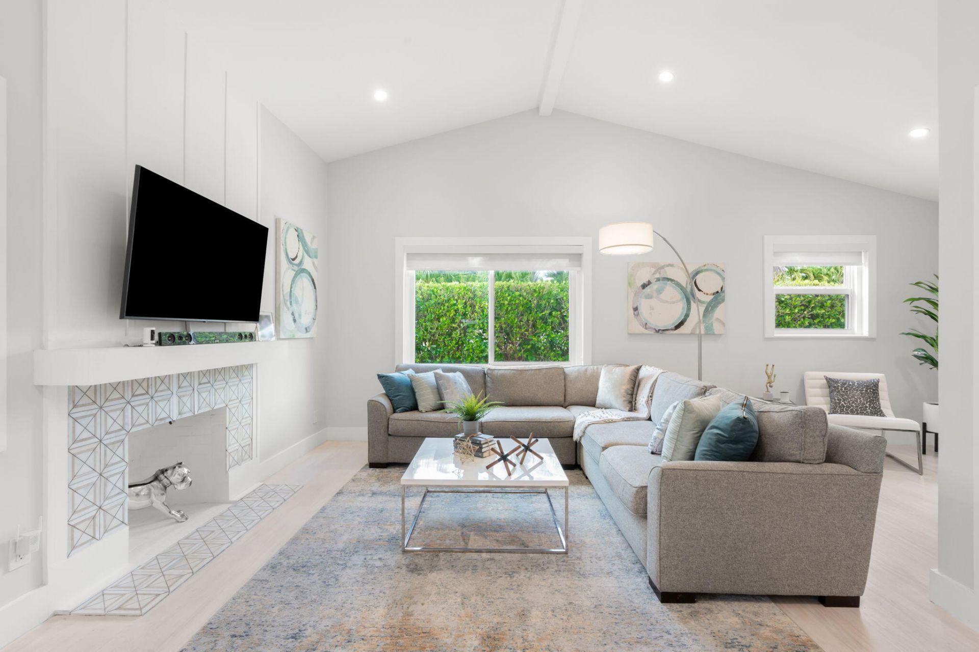 648 NE 17th Avenue, Fort Lauderdale, FL 33304 Photo