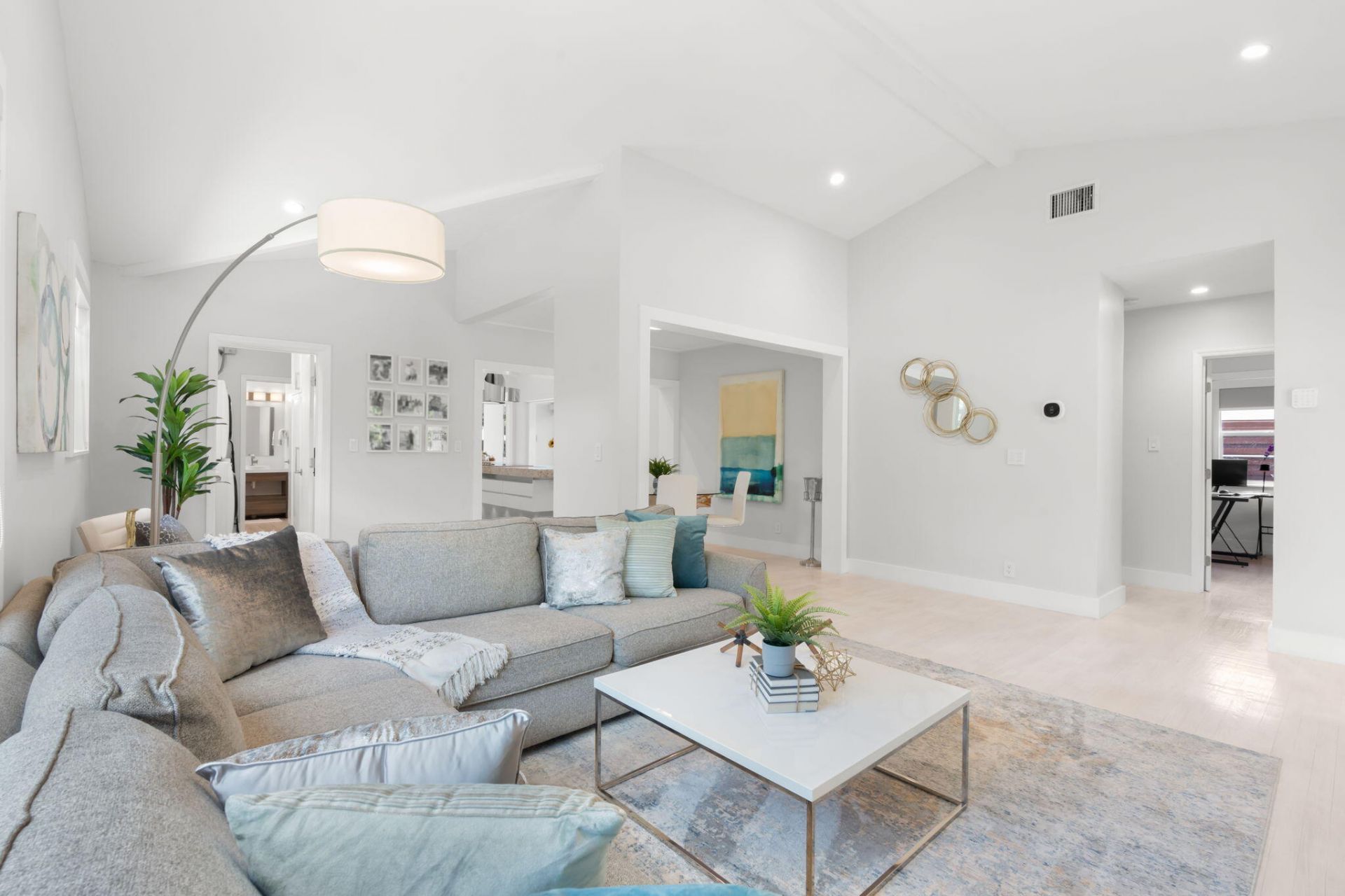 648 NE 17th Avenue, Fort Lauderdale, FL 33304 Photo