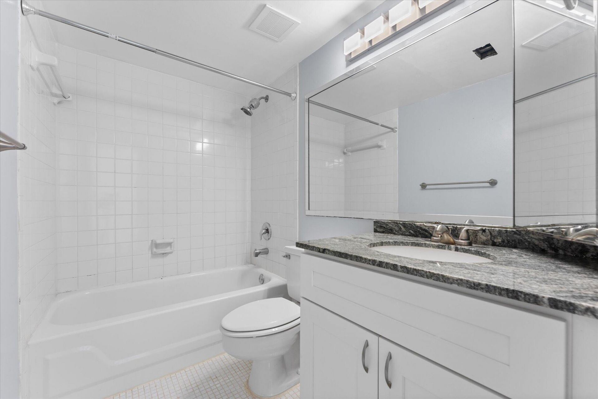 3010 San Clara Drive, Unit 19-c, Delray Beach, FL 33445 Photo