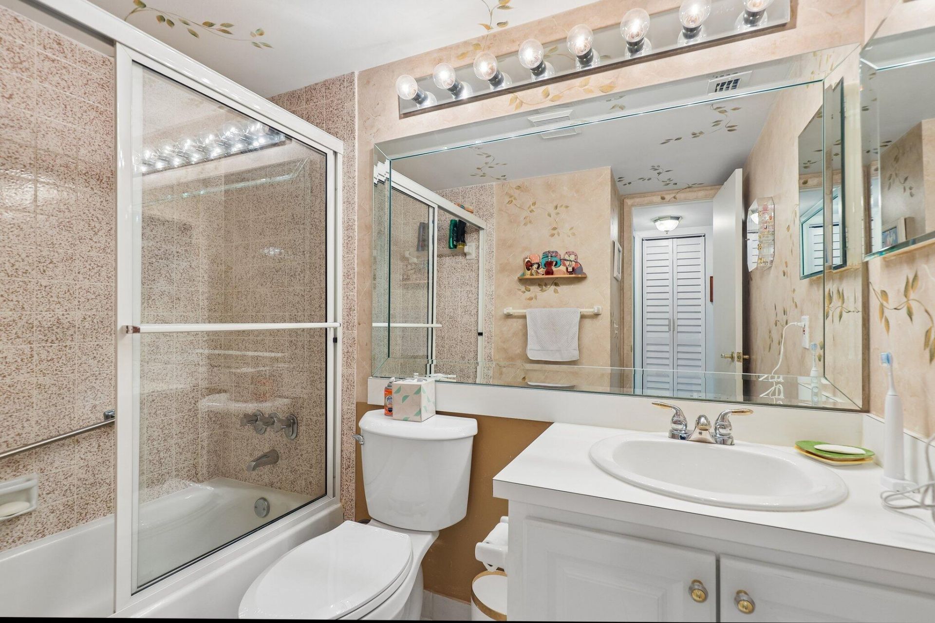 306 Knotty Pine Circle, Unit A-2, Greenacres, FL 33463 Photo