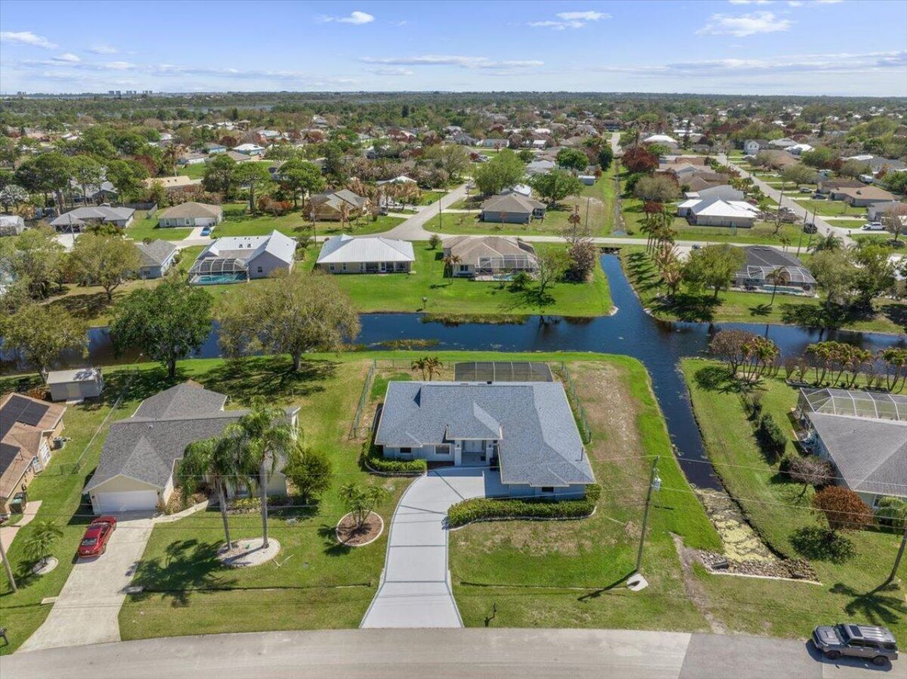 1902 SE Gaskins Circle, Port Saint Lucie, FL 34952 Photo
