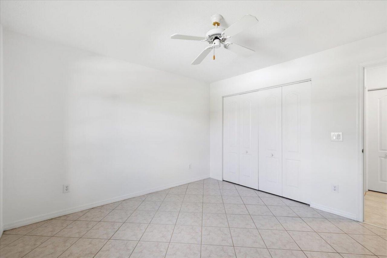 1902 SE Gaskins Circle, Port Saint Lucie, FL 34952 Photo