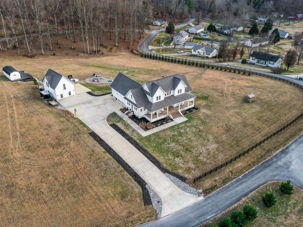 130 Hendren Lane, Clinton, TN 37716