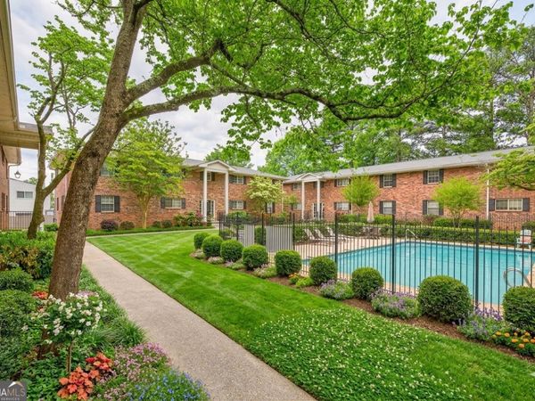 315 Hilderbrand Drive, Unit B4, Sandy Springs, GA 30328