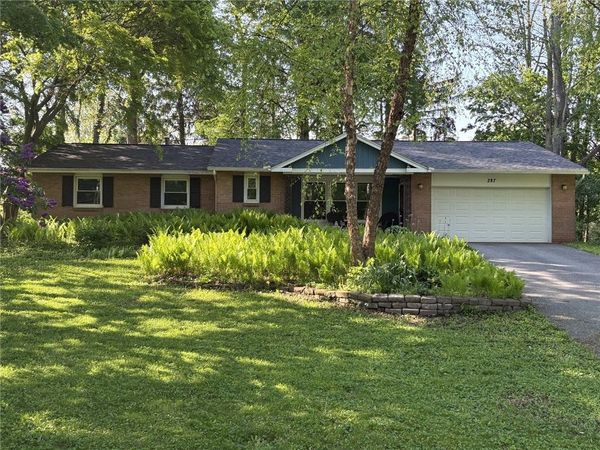 287 Chestnut Ridge Road, Rochester, NY 14624