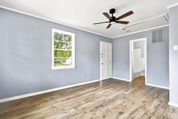 2321 Kent Avenue photo 4