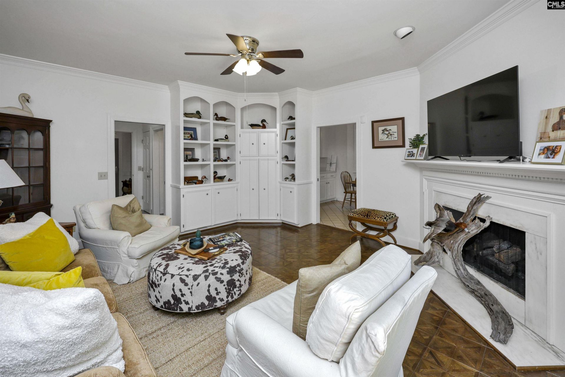717 Poinsettia Street  Photo 6