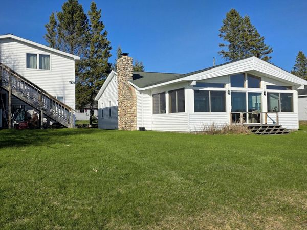 985 Shaffmaster AVE, Cedarville, MI 49719