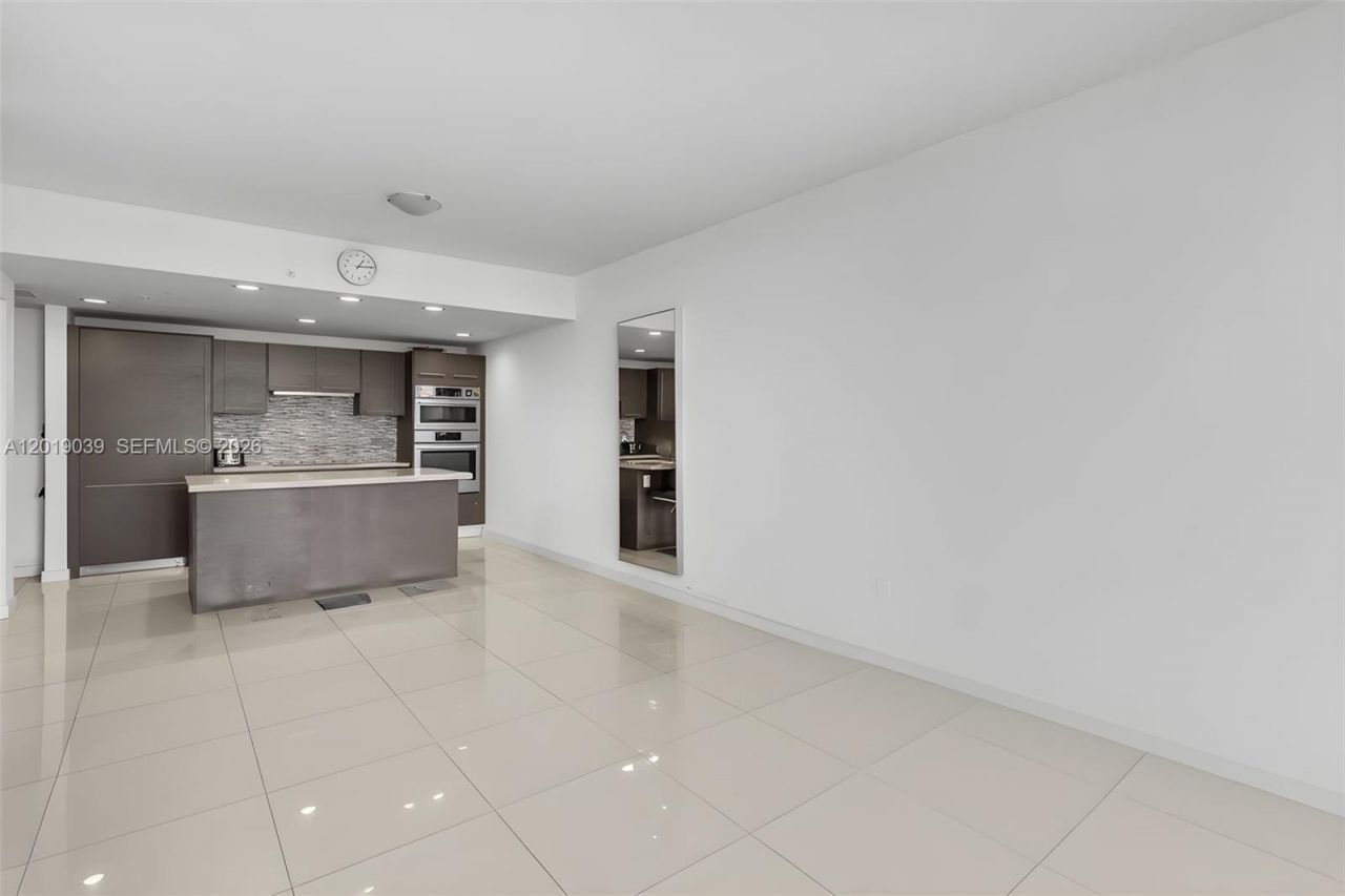 7661 NW 107th Ave , Unit 409, Doral, FL 33178 Photo
