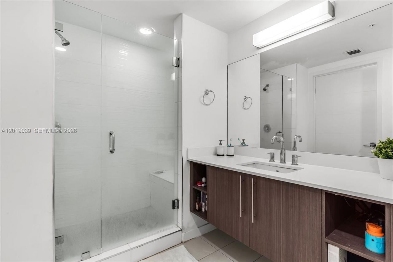 7661 NW 107th Ave , Unit 409, Doral, FL 33178 Photo