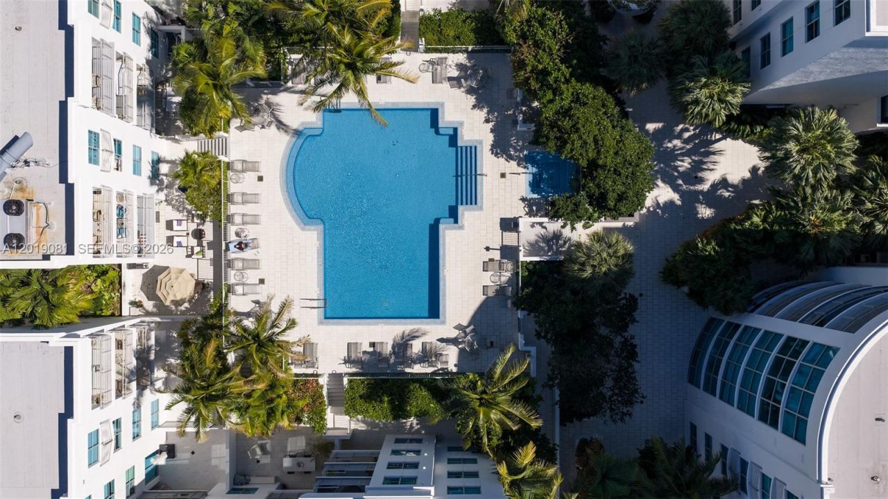 110 Washington Ave , Unit 2520, Miami Beach, FL 33139 Photo
