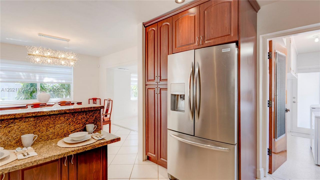 3611 SW 23rd St, Miami, FL 33145 Photo