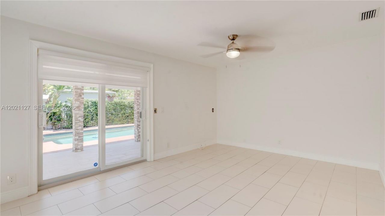 3611 SW 23rd St, Miami, FL 33145 Photo
