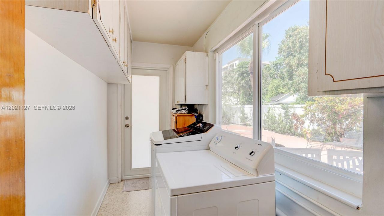 3611 SW 23rd St, Miami, FL 33145 Photo