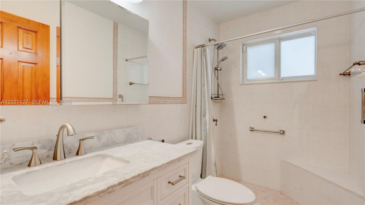 3611 SW 23rd St, Miami, FL 33145 Photo