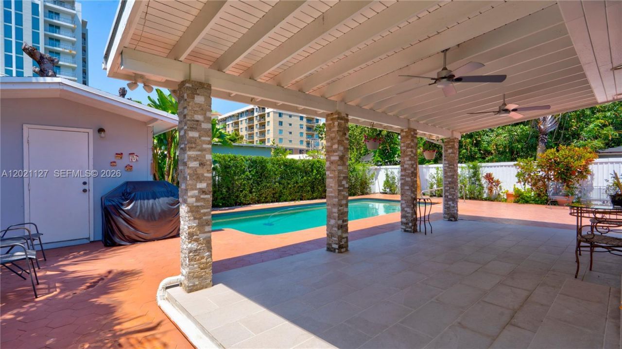 3611 SW 23rd St, Miami, FL 33145 Photo