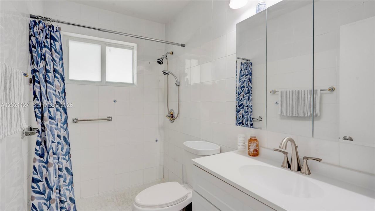 3611 SW 23rd St, Miami, FL 33145 Photo