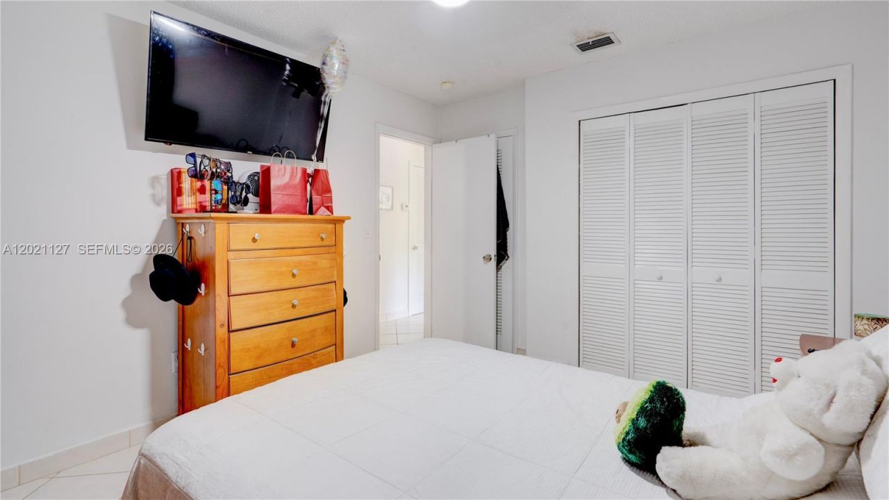 3611 SW 23rd St, Miami, FL 33145 Photo