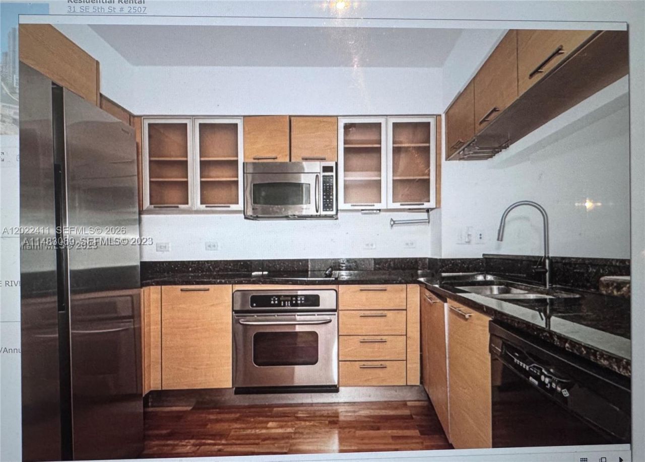 31 SE 5th St , Unit 2507, Miami, FL 33131 Photo