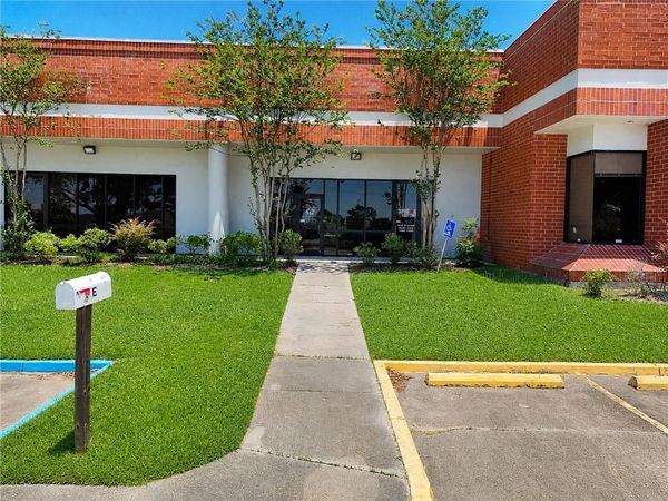 4949 BULLARD Avenue , Unit E-F, New Orleans, LA 70128