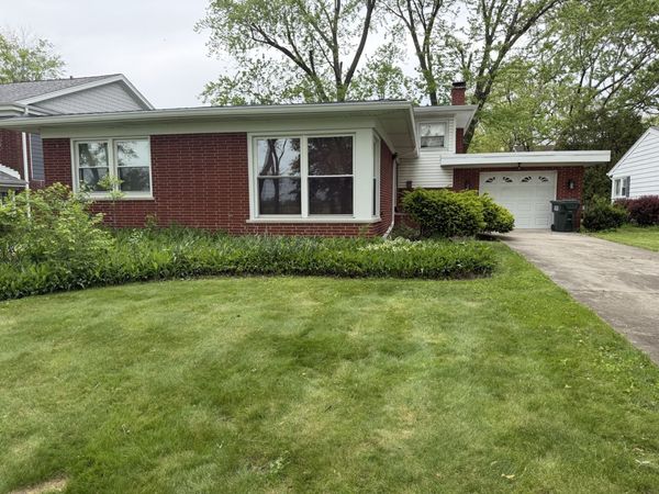 718 Central Park Avenue , Flossmoor, IL 60422