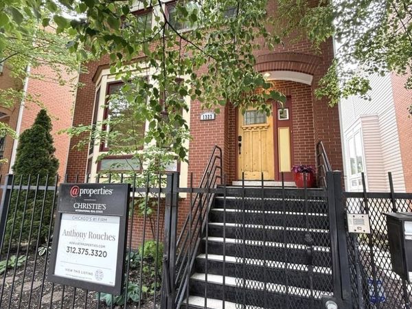 1323 E 61st Street , Chicago, IL 60637