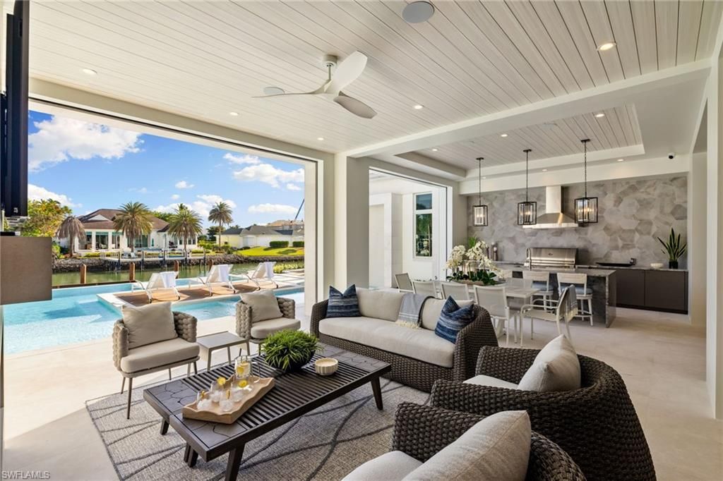 3455 Gin Ln, Naples, FL 34102 Photo