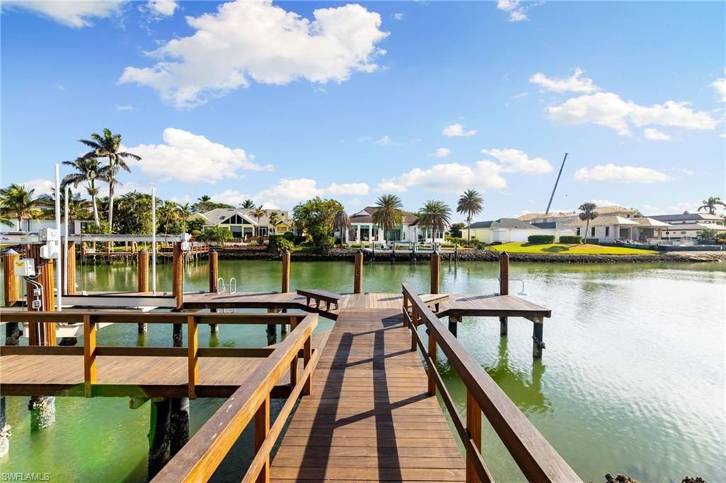 3455 Gin Ln, Naples, FL 34102 Photo