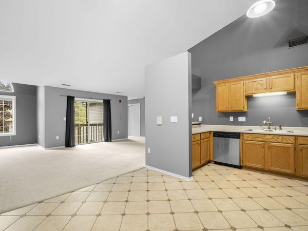 9322 W Loomis Rd, Unit 5, Franklin, WI 53132