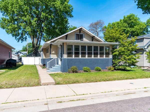 1216 East Ave S, La Crosse, WI 54601