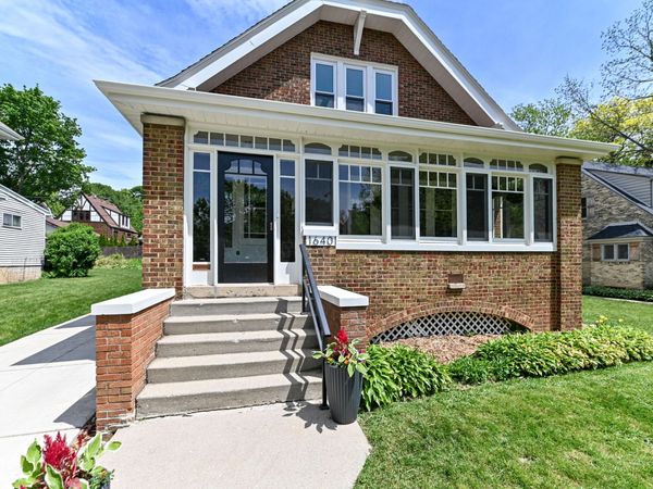 1640 N 69th St, Wauwatosa, WI 53213