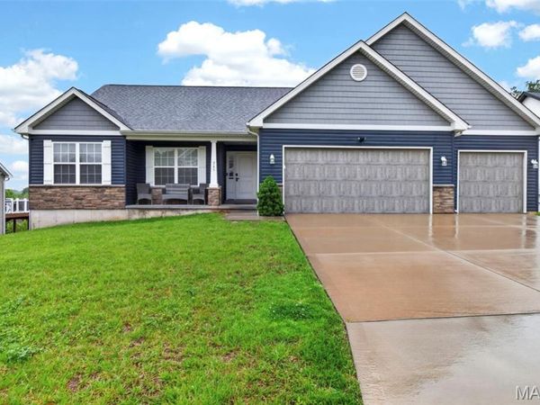 245 Auburn Ridge Drive , Troy, MO 63379