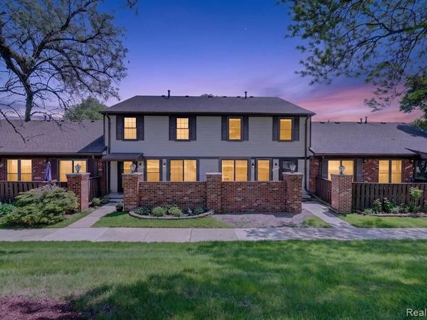 39427 Heatherheath Drive, Clinton Twp, MI 48038