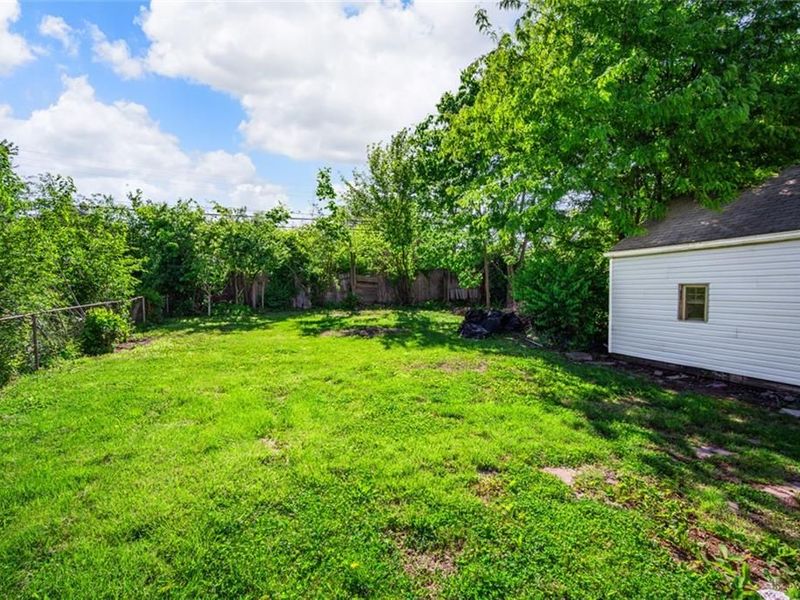 852 Princeton Avenue, Fairborn, OH 45324 Photo 2