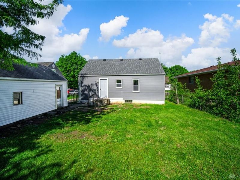 852 Princeton Avenue, Fairborn, OH 45324 Photo 3
