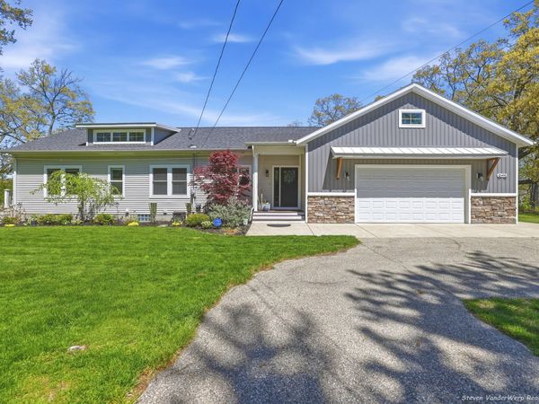 16773 McLeans, Spring Lake, MI 49456