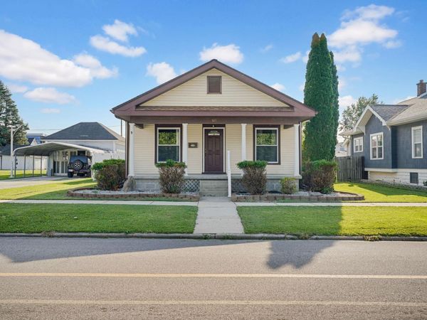 611 N 8th Street, Mitchell, IN 47446