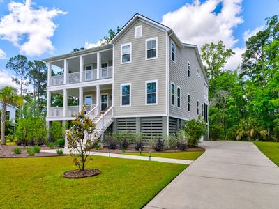 2204 Hartfords Bluff Circle, Mount Pleasant, SC 29466