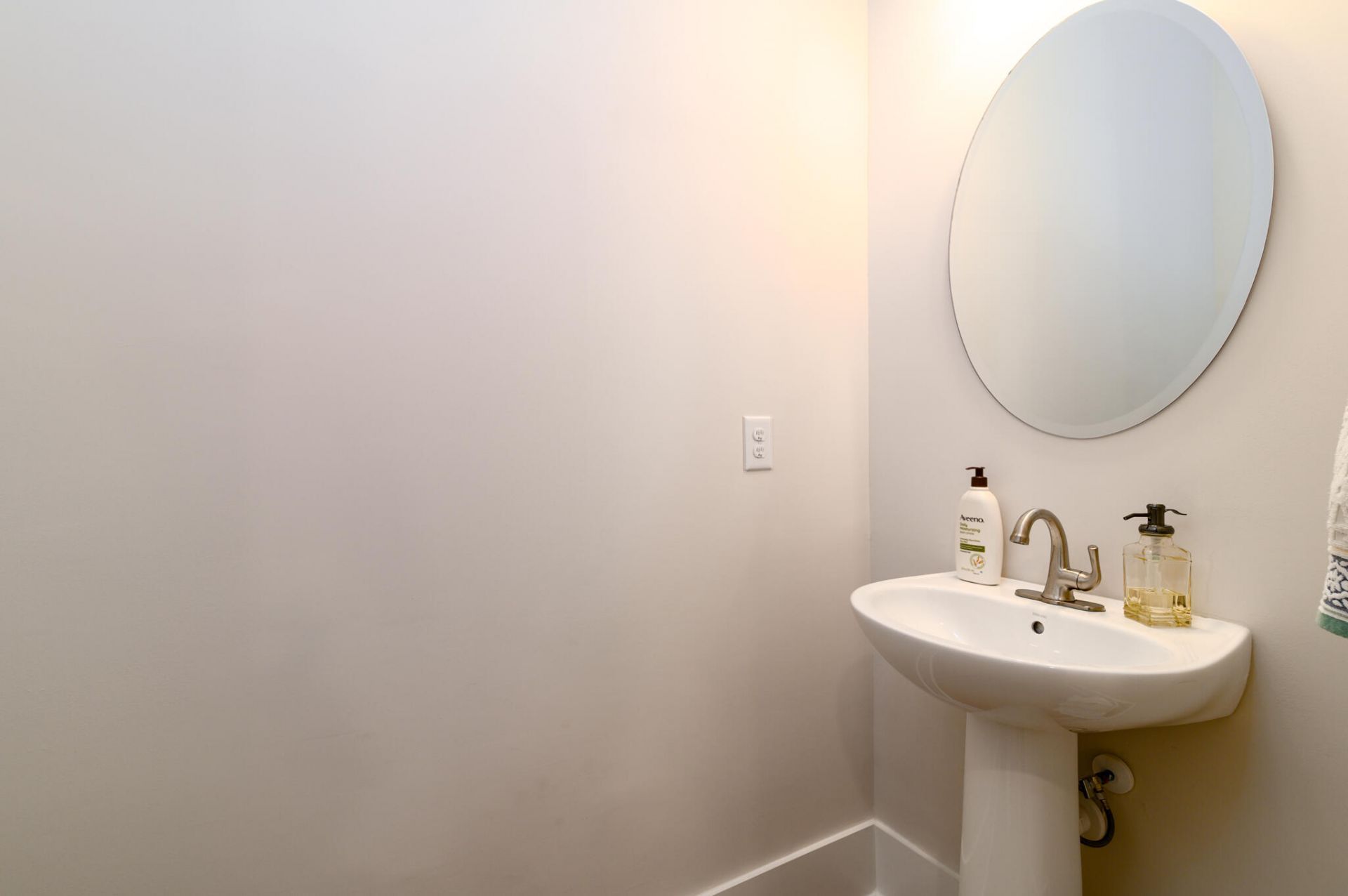 2204 Hartfords Bluff Circle Photo 21