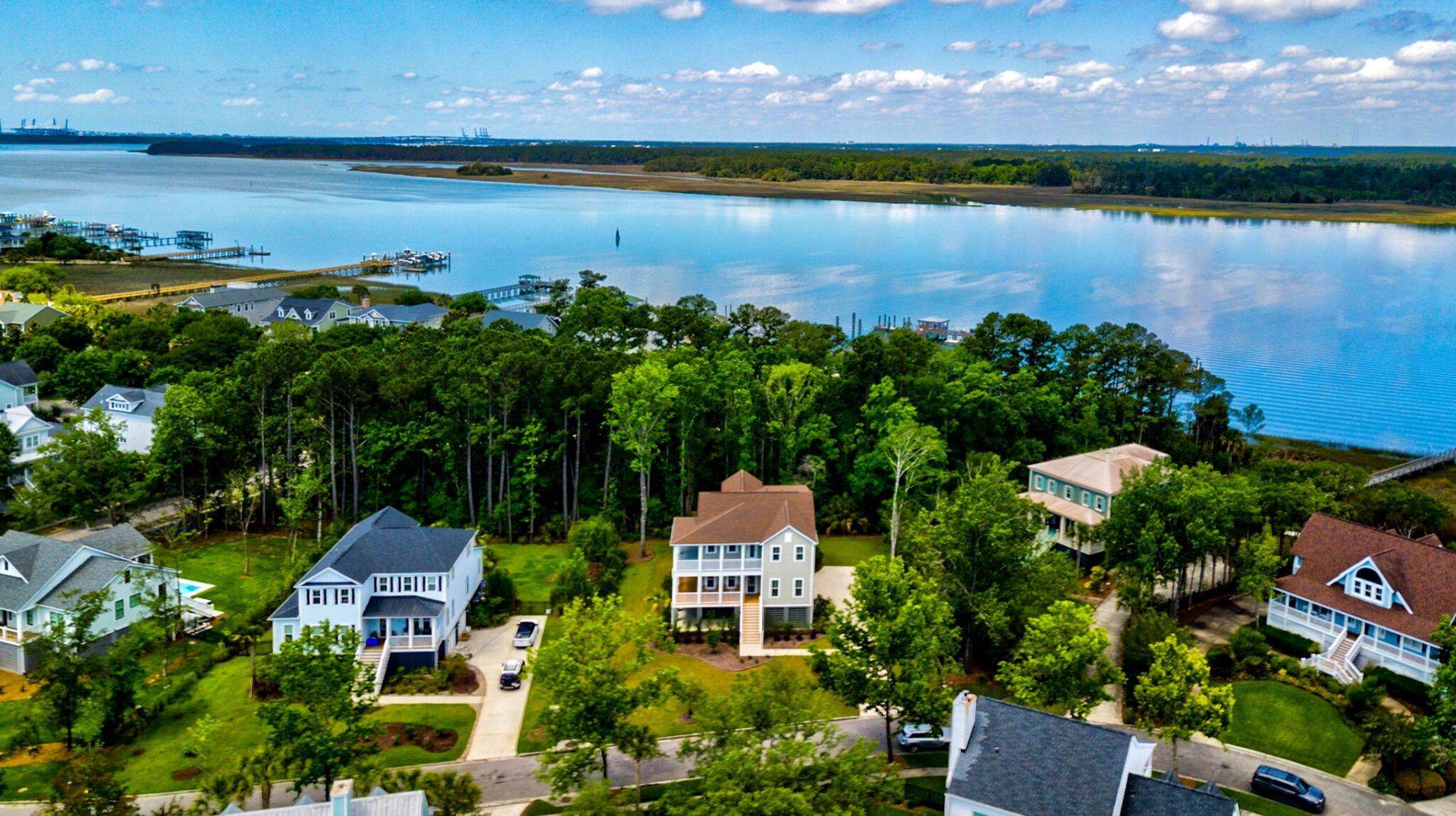 2204 Hartfords Bluff Circle Photo 4