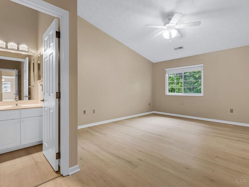 510 Carrington Lane, Unit 308, Loveland, OH 45140 Photo 13