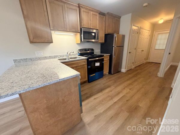 412 Killian Avenue , Unit 11, Mount Holly, NC 28120