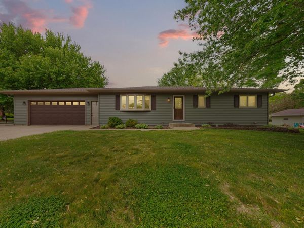 1724 Prairie Avenue SW, Faribault, MN 55021