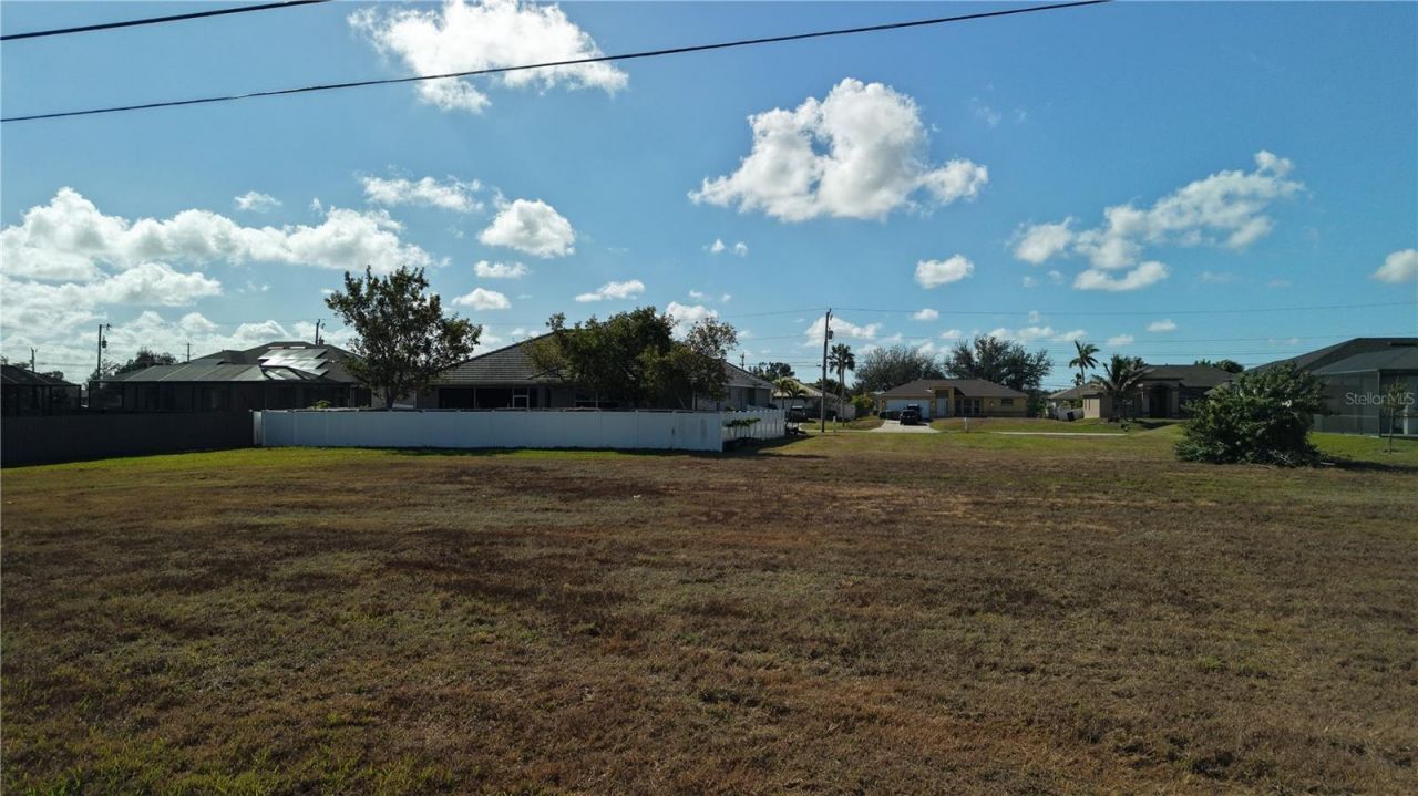 2502 NW 1st Street , Cape Coral, FL 33993 Photo