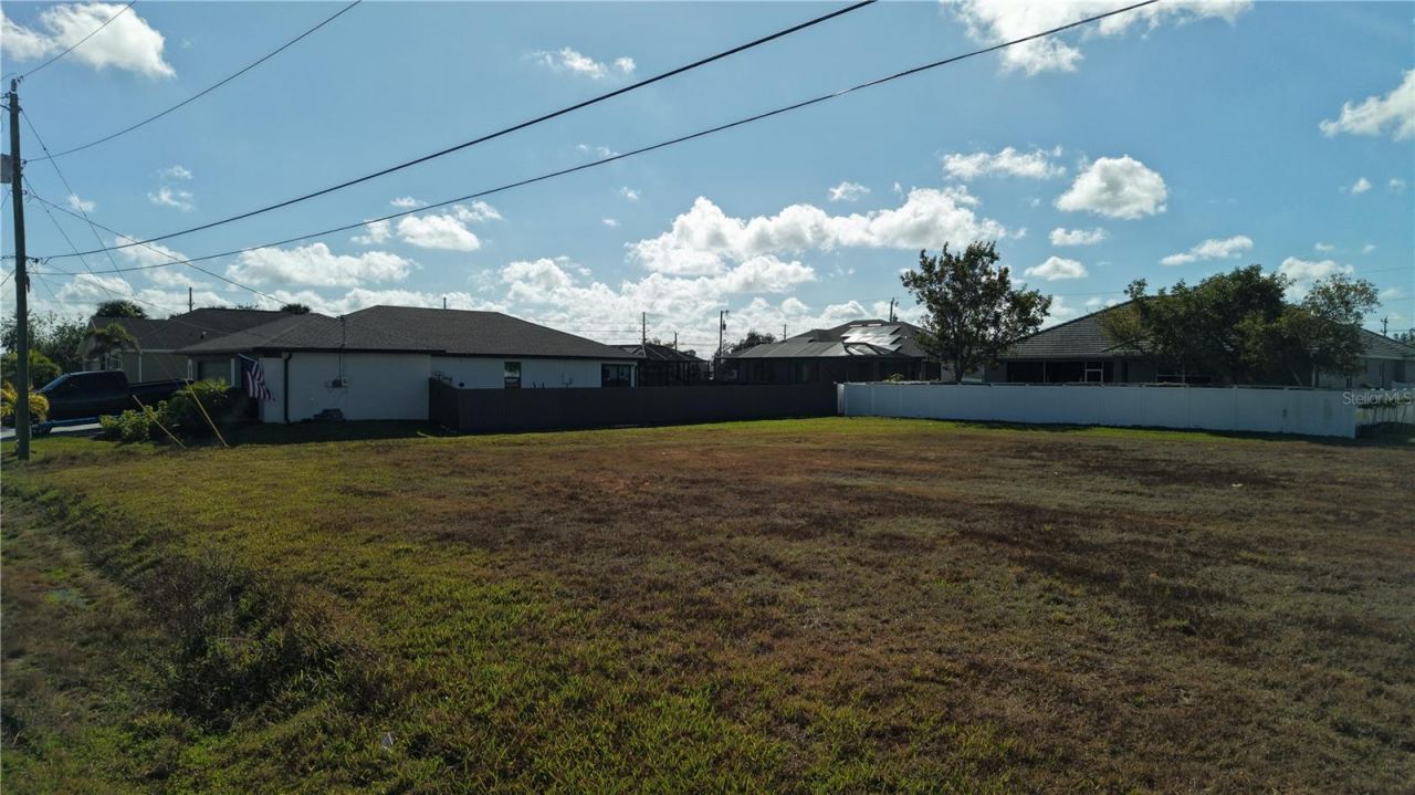 2502 NW 1st Street , Cape Coral, FL 33993 Photo