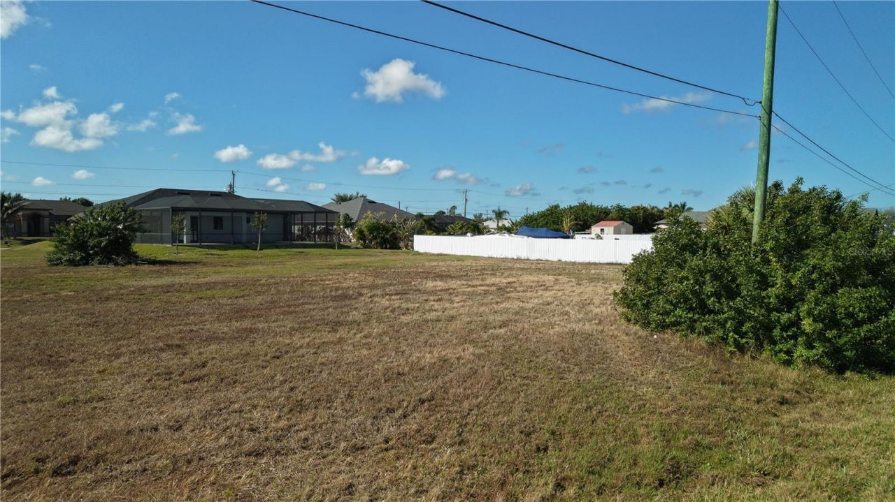 2502 NW 1st Street , Cape Coral, FL 33993 Photo