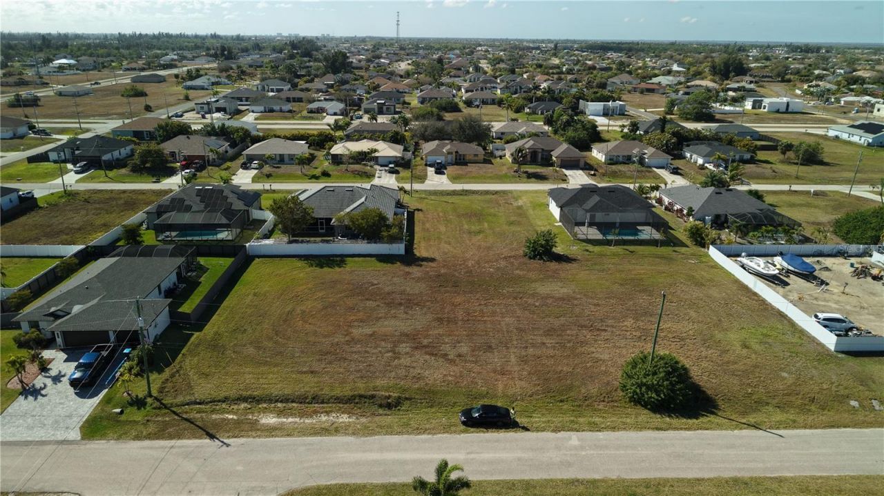 2502 NW 1st Street , Cape Coral, FL 33993 Photo