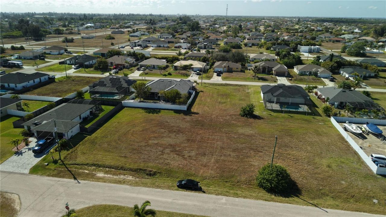 2502 NW 1st Street , Cape Coral, FL 33993 Photo