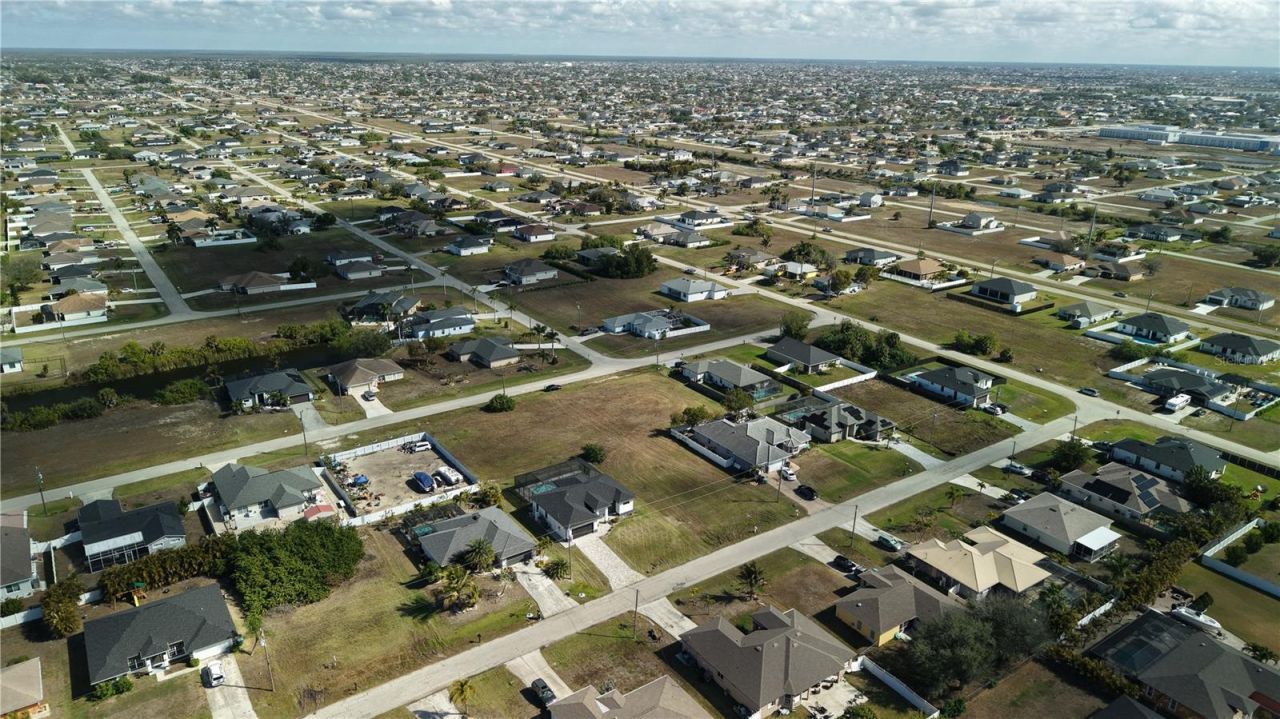 2502 NW 1st Street , Cape Coral, FL 33993 Photo