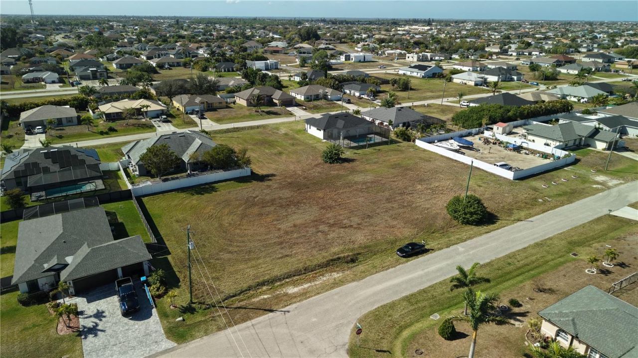 2502 NW 1st Street , Cape Coral, FL 33993 Photo